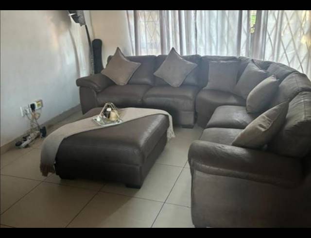 2 BEDROOM DUPLEX FOR SALE IN MEER EN SEE